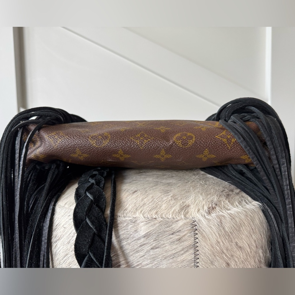 Vintage Boho Bags Brown Louis Vuitton Black Fringe Crossbody Bag NEW - Picture 5 of 8